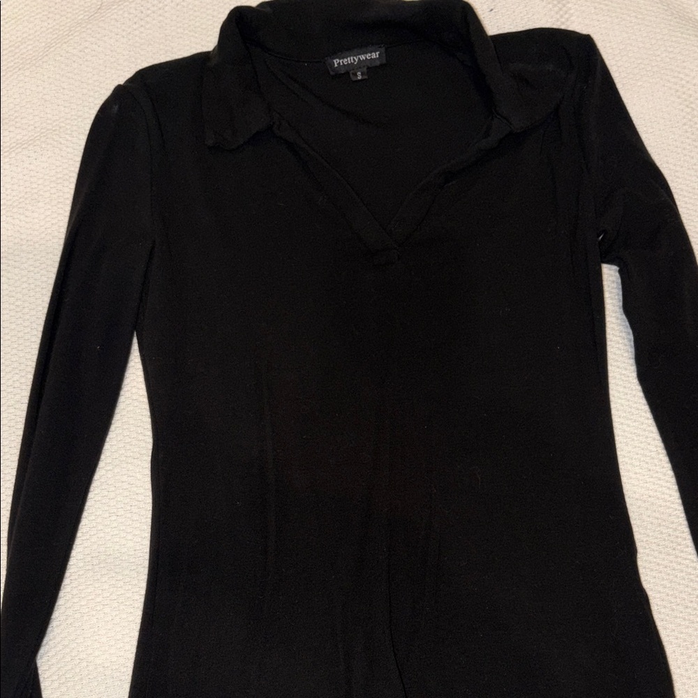 Women's Black Long Sleeve Top